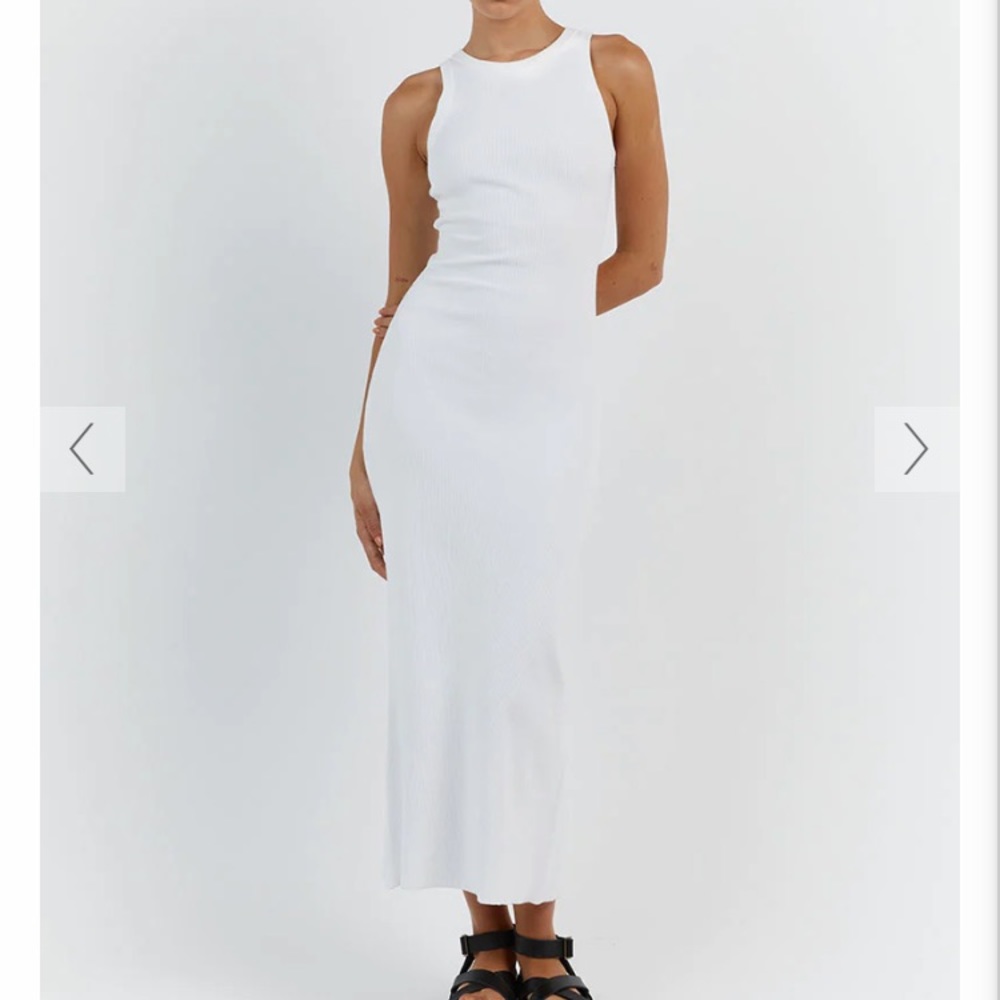 Jenna white knit dress never worn